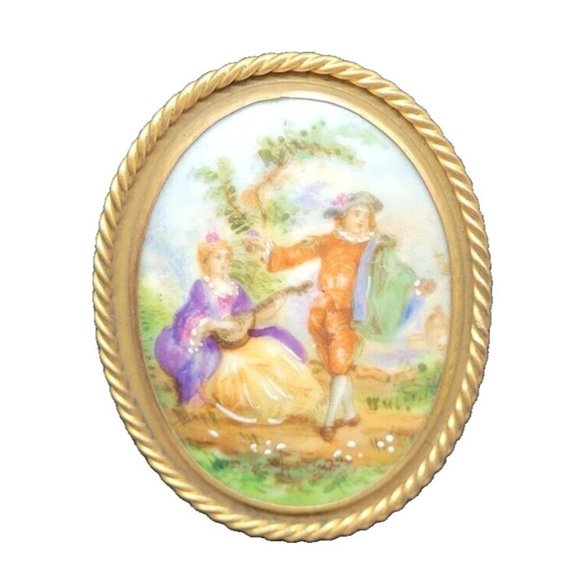 VTG Limoges Hand Painted Porcelain Romantic Scene Pin France Paris Gold - Picture 2 of 10
